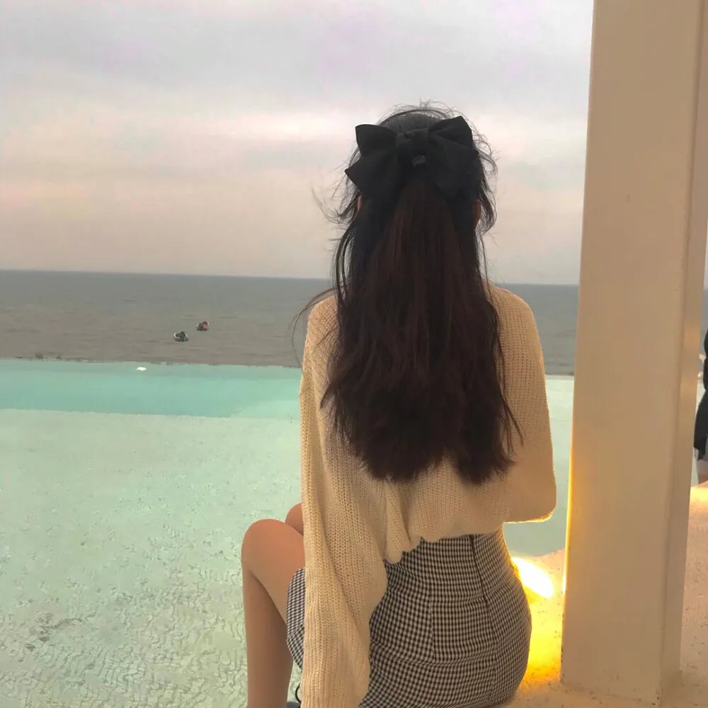 女孩罗塞玛莉